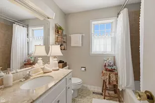 2154 Rugen Rd, Glenview, IL 60026 - Photo 11