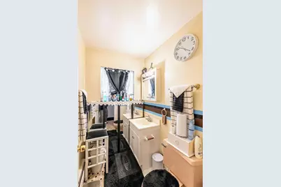 1617 N 35th Avenue, Melrose Park, IL 60160 - Photo 29