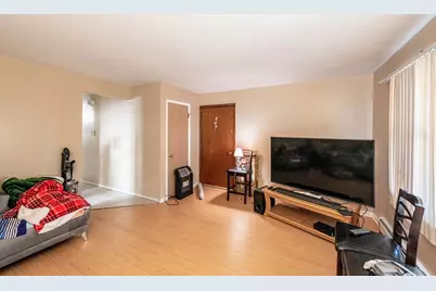 1617 N 35th Avenue, Melrose Park, IL 60160 - Photo 15