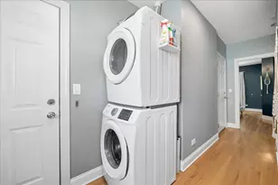 4105 N Lawndale Ave, Chicago, IL 60618 - Photo 13