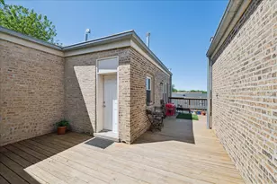 4105 N Lawndale Ave, Chicago, IL 60618 - Photo 15