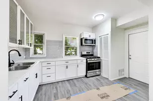 43 N Menard Ave, Chicago, IL 60644 - Photo 9