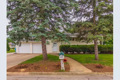 18 Oakwood Drive, Pontiac, IL 61764 - Photo 5