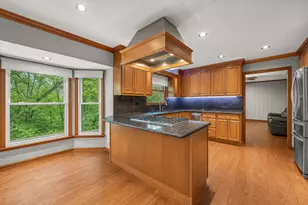 655 Oakview Dr, Algonquin, IL 60102 - Photo 23
