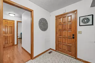 655 Oakview Dr, Algonquin, IL 60102 - Photo 19