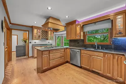655 Oakview Drive, Algonquin, IL 60102 - Photo 3