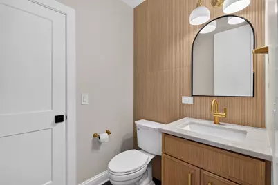 1009 N Drury Lane, Arlington Heights, IL 60004 - Photo 21