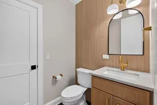 1009 N Drury Ln, Arlington Heights, IL 60004 - Photo 21