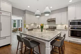 2751 N Greenview Ave, Chicago, IL 60614 - Photo 7