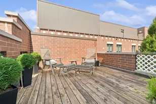 2751 N Greenview Ave, Chicago, IL 60614 - Photo 27