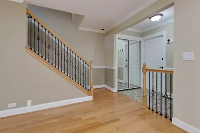 740 Lakeview Point, Schaumburg, IL 60194 - Photo 5