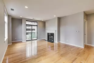 33 W Huron St, Chicago, IL 60654 - Photo 9