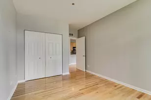 33 W Huron St, Chicago, IL 60654 - Photo 19