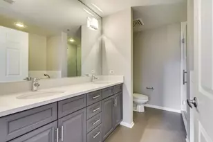 33 W Huron St, Chicago, IL 60654 - Photo 15
