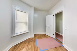 43 N Menard Ave, Chicago, IL 60644 - Photo 17