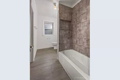7839 S Kingston Avenue, Chicago, IL 60649 - Photo 9