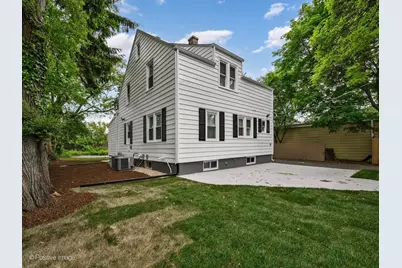 1950 Monroe Avenue, Glenview, IL 60025 - Photo 17