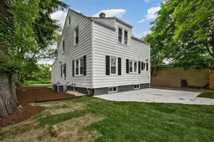 1950 Monroe Ave, Glenview, IL 60025 - Photo 17