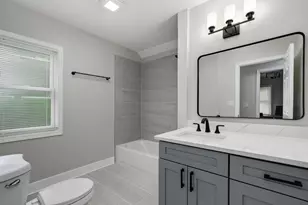 1950 Monroe Ave, Glenview, IL 60025 - Photo 15