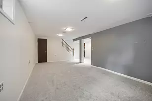 207 N Crest Ave, Bartlett, IL 60103 - Photo 13