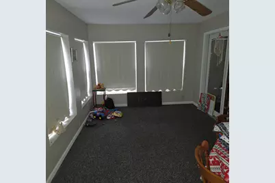 107 S 10th Street S, Benton, IL 62812 - Photo 13