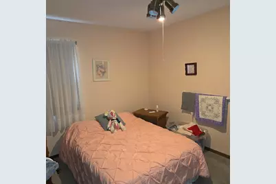107 S 10th Street S, Benton, IL 62812 - Photo 19