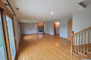 8112 Rutherford Dr, Woodridge, IL 60517 - Photo 11