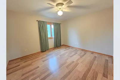 8112 Rutherford Drive, Woodridge, IL 60517 - Photo 19