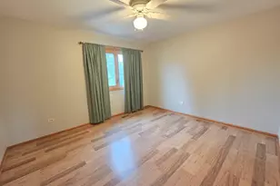 8112 Rutherford Dr, Woodridge, IL 60517 - Photo 19