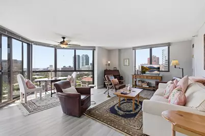 33 W Delaware Place #18K, Chicago, IL 60610 - Photo 5