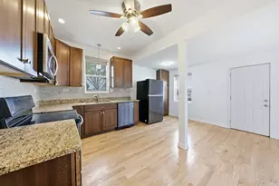 9526 S Claremont Ave, Chicago, IL 60643 - Photo 3