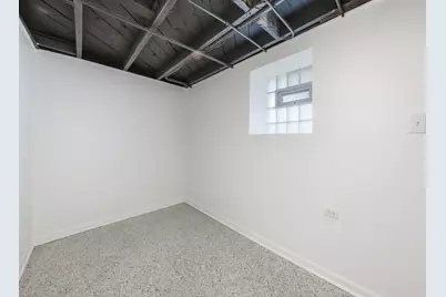 9526 S Claremont Avenue, Chicago, IL 60643 - Photo 13