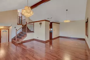 9041 Sunrise Ln, Orland Park, IL 60462 - Photo 5