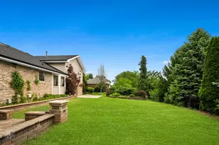 9041 Sunrise Ln, Orland Park, IL 60462 - Photo 29