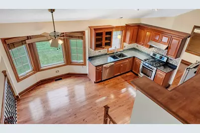 9041 Sunrise Lane, Orland Park, IL 60462 - Photo 13