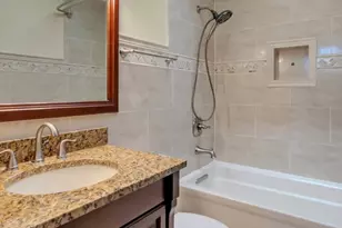 9041 Sunrise Ln, Orland Park, IL 60462 - Photo 19