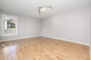 2116 Birchwood Ln, Buffalo Grove, IL 60089 - Photo 17