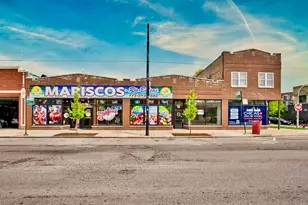 3034 W Montrose Ave, Chicago, IL 60618 - Photo 1