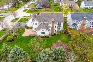 383 Barnswallow Ln, Vernon Hills, IL 60061 - Photo 63