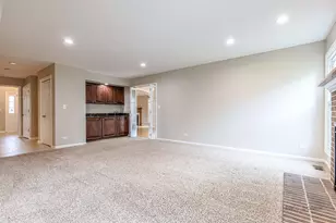 383 Barnswallow Ln, Vernon Hills, IL 60061 - Photo 23
