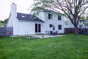 1284 Regent Dr, Mundelein, IL 60060 - Photo 21