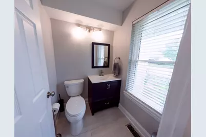 1284 Regent Drive, Mundelein, IL 60060 - Photo 11