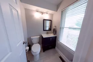 1284 Regent Dr, Mundelein, IL 60060 - Photo 11