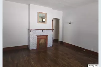 210 Main, Carthage, IL 62321 - Photo 9
