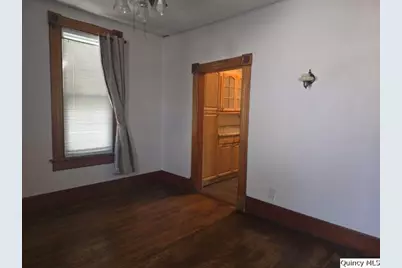 210 Main, Carthage, IL 62321 - Photo 5
