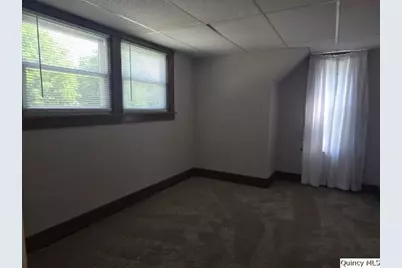 210 Main, Carthage, IL 62321 - Photo 25