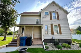 407 N Chestnut St, Princeton, IL 61356 - Photo 5
