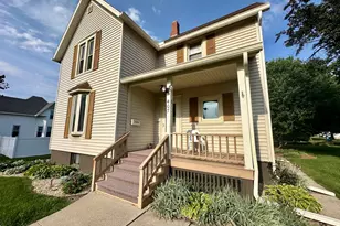 407 N Chestnut St, Princeton, IL 61356 - Photo 3