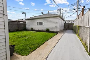 5041 W Agatite Ave, Chicago, IL 60630 - Photo 25