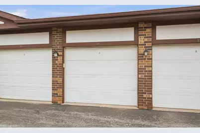 10626 Ridgeland Avenue #1D, Chicago Ridge, IL 60415 - Photo 11